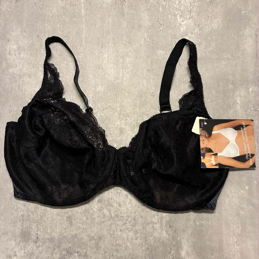Vintage Olga Pique Style 33580 Seamless Lined Underwire Lace Bra